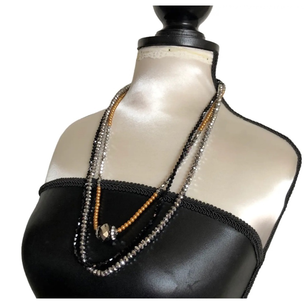 Vintage Women's Necklace Beaded Gold/Silver/Black